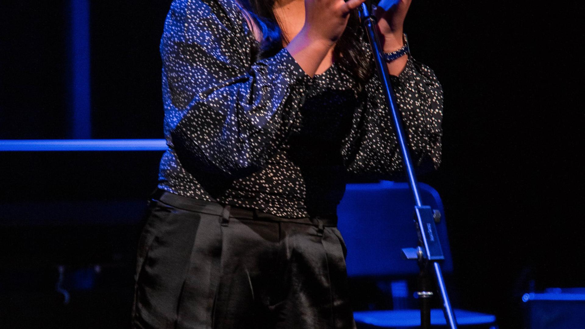 Student singer