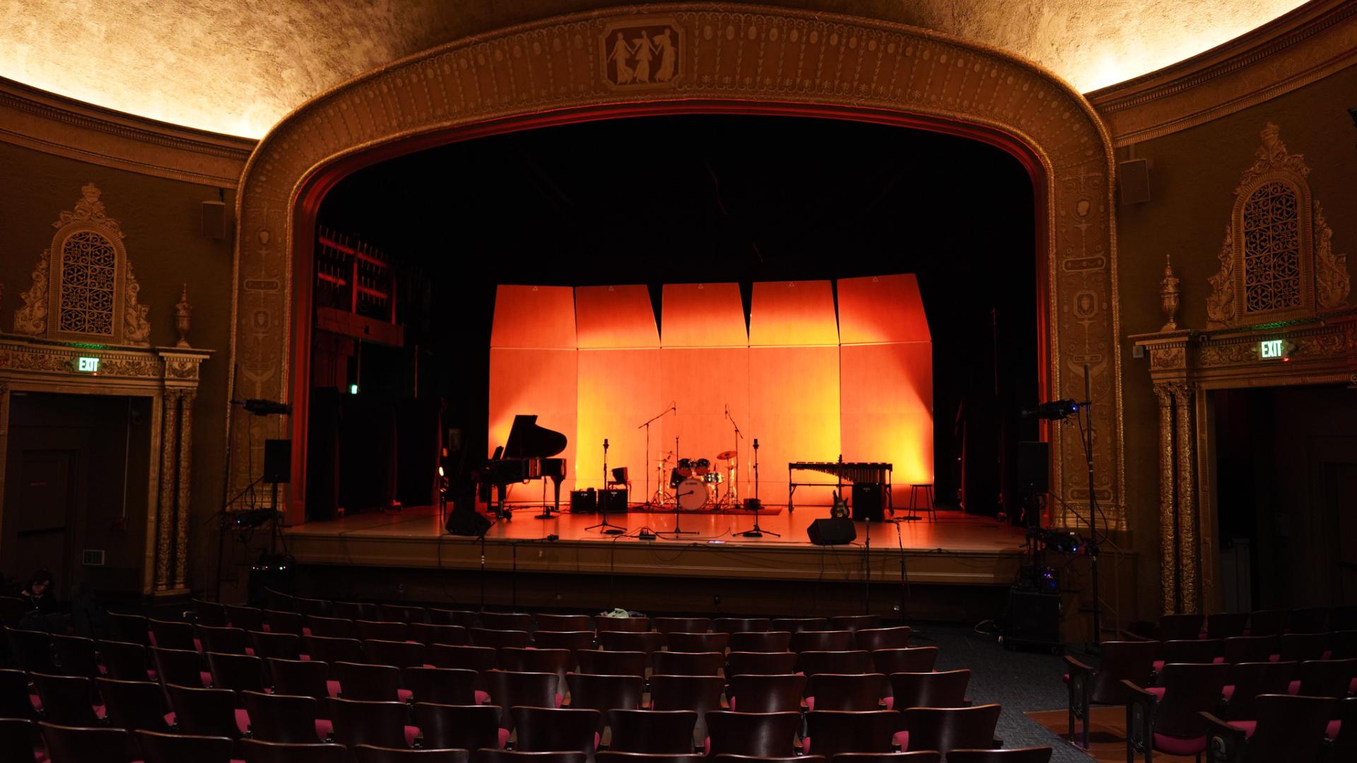 presentation theater