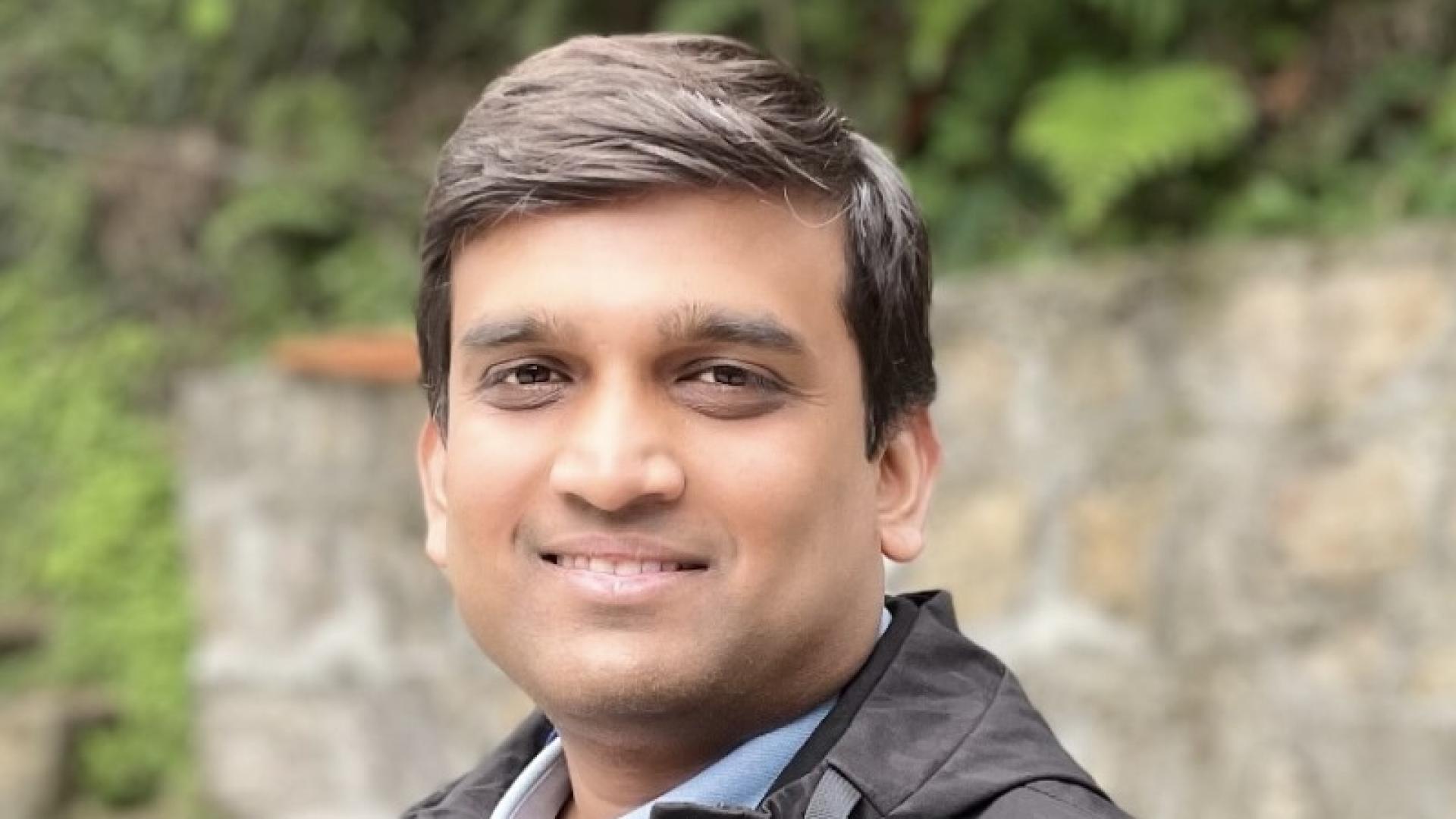 Headshot of the speaker