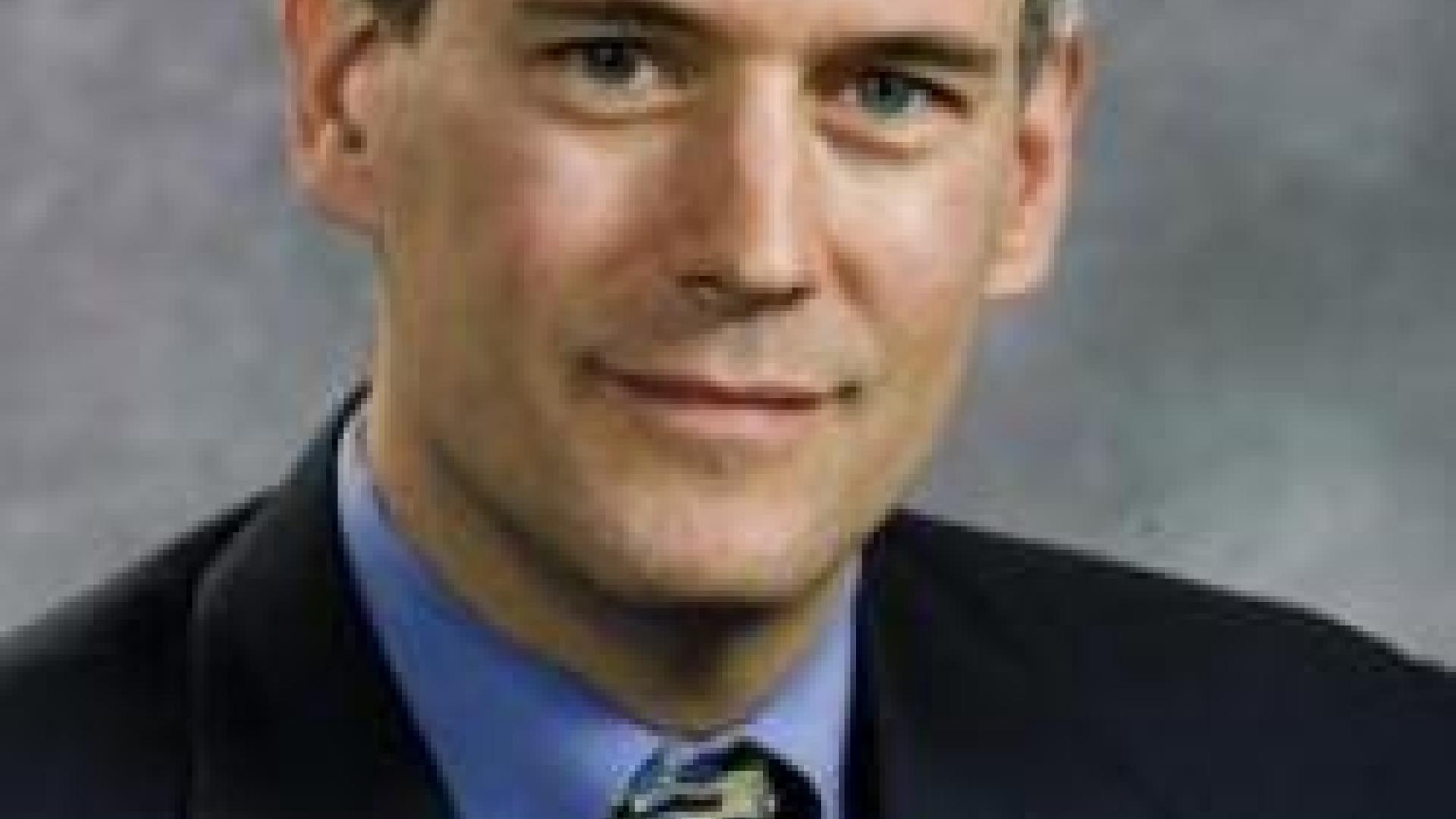 Headshot of Steven Vogel