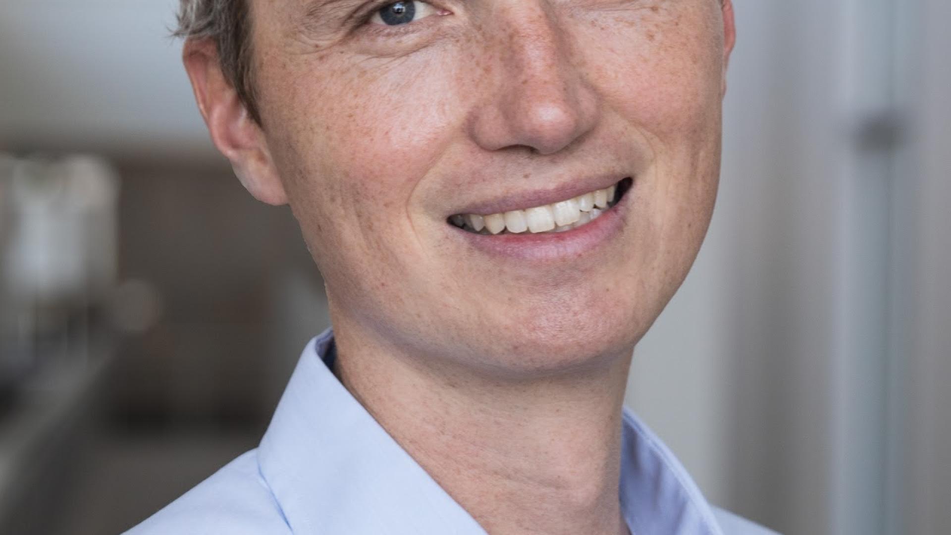 Headshot of Professor Christian Fons-Rosen