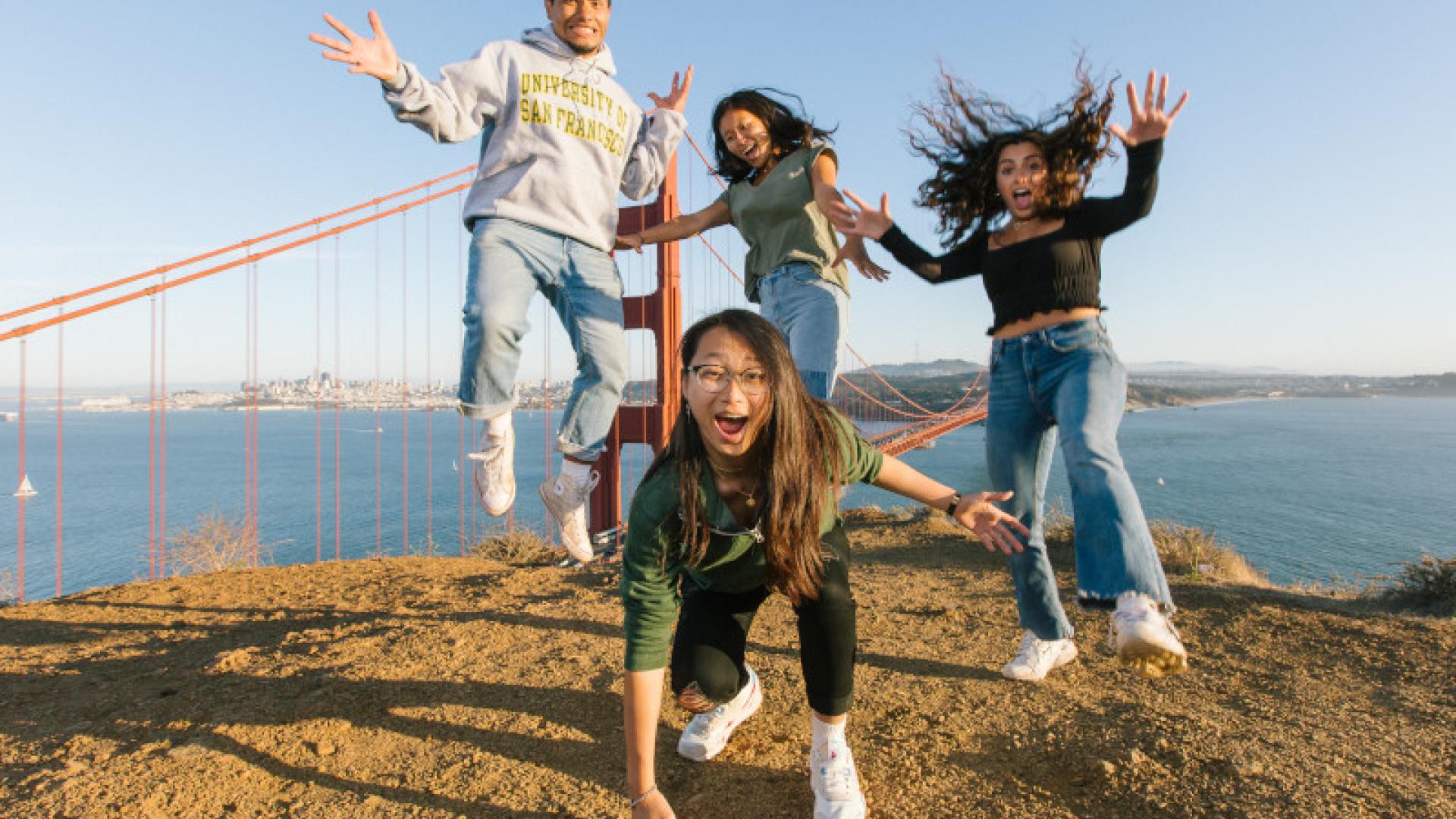 Summer in the Bay<br />
