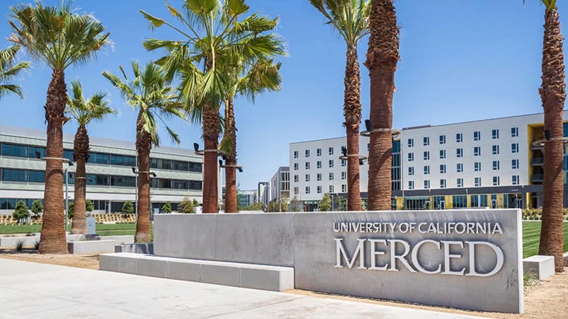 Sign of UC Merced and pam trees